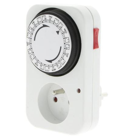 Programmateur de minuterie analogique avec interrupteurs marche/arrêt