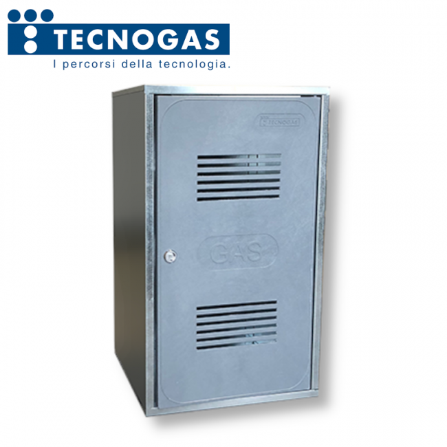 Cabinet with door for gas meter compliant with UNI 9036:2015 standard - H.56 x W.32 x D.30 cm