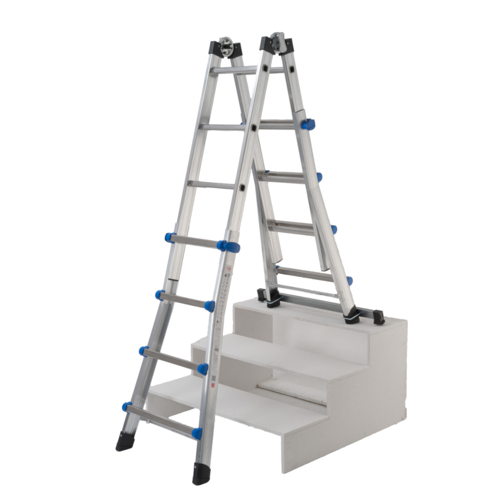 Échelle télescopique multifonctionnelle en aluminium avec 4+4 barreaux et une capacité de 150 kg.