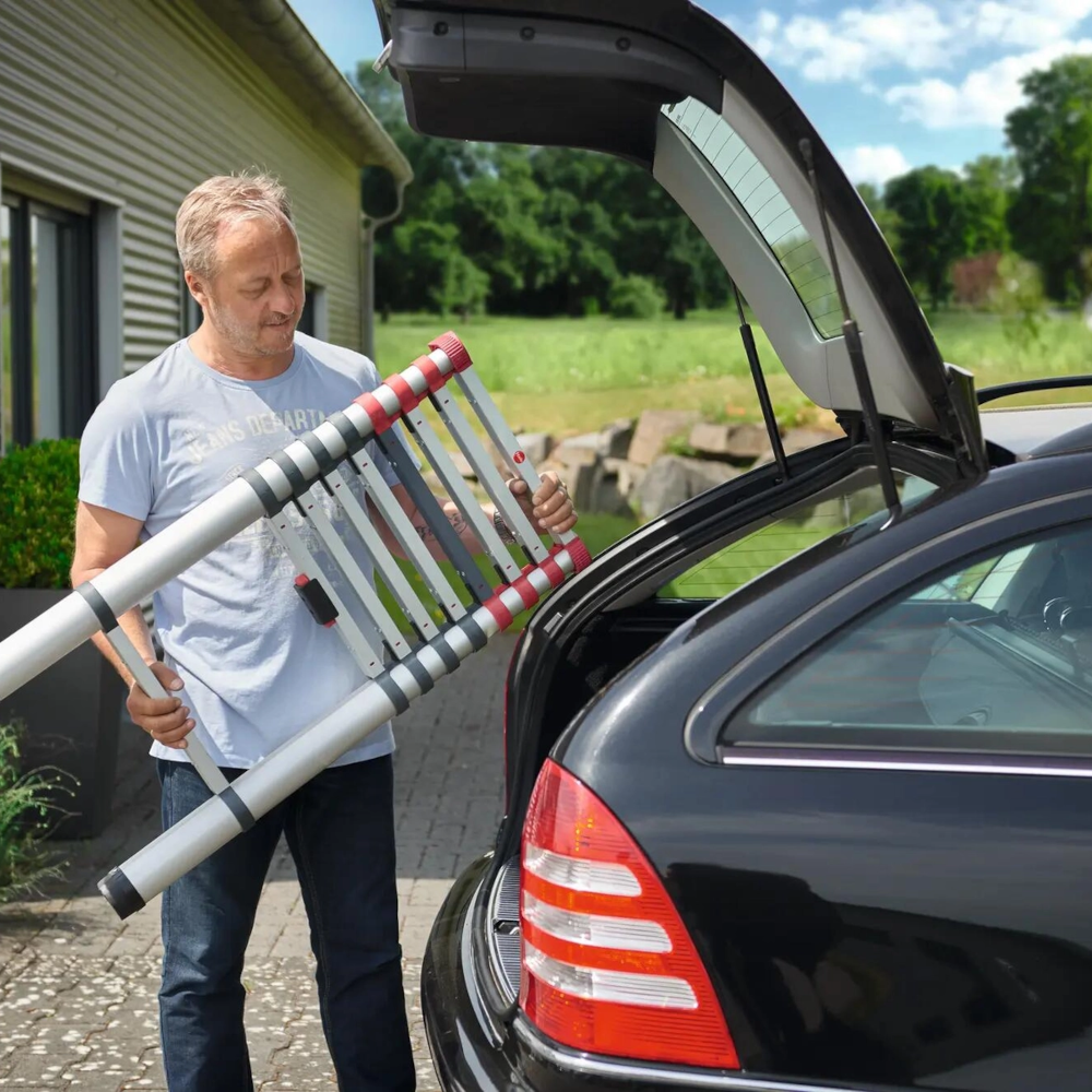 Échelle télescopique extensible en aluminium Hailo à 9 barreaux, capacité de charge 150 kg.