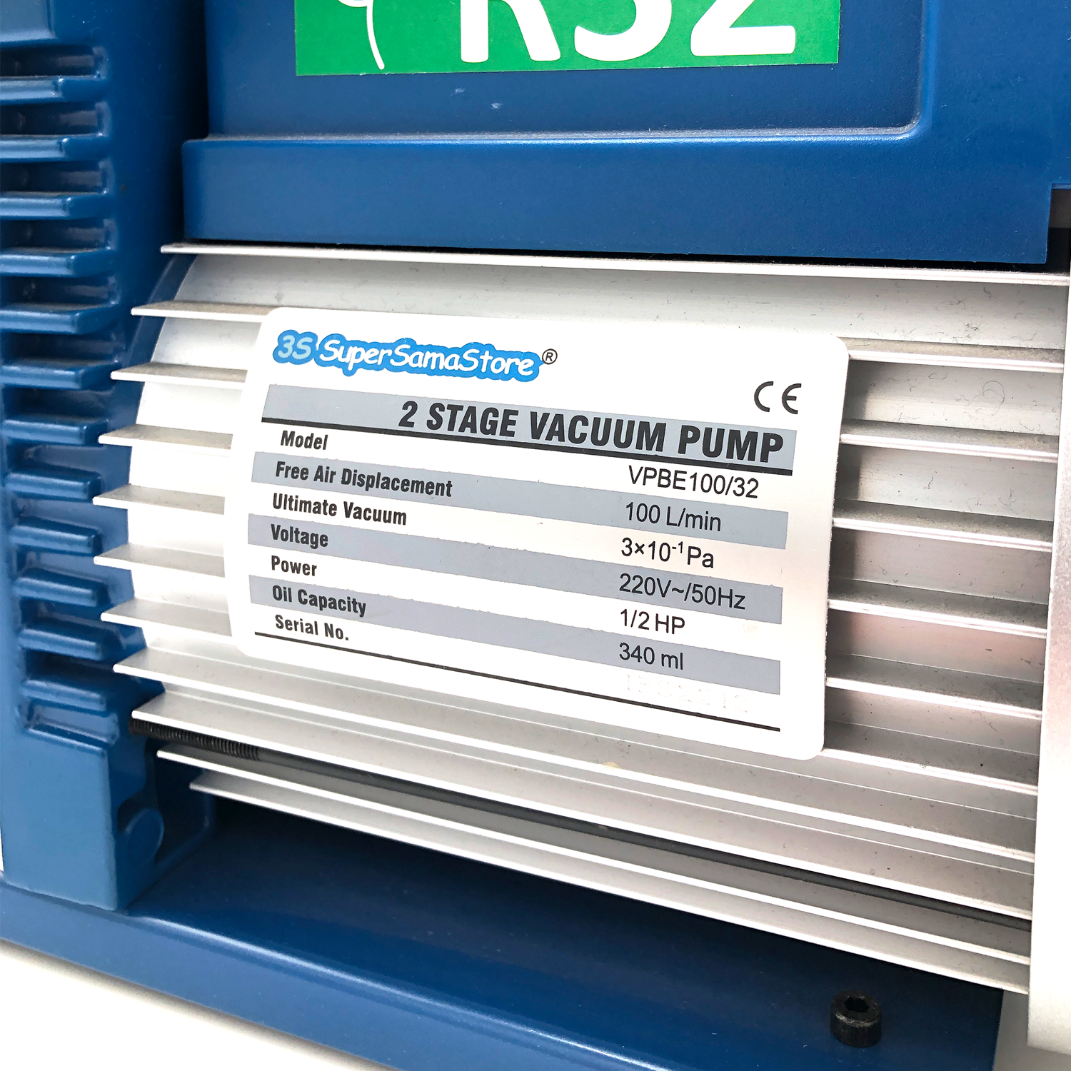 Pompe à vide à deux étages 100 L/min avec électrovanne et manomètre à vide - homologuée pour le gaz R32