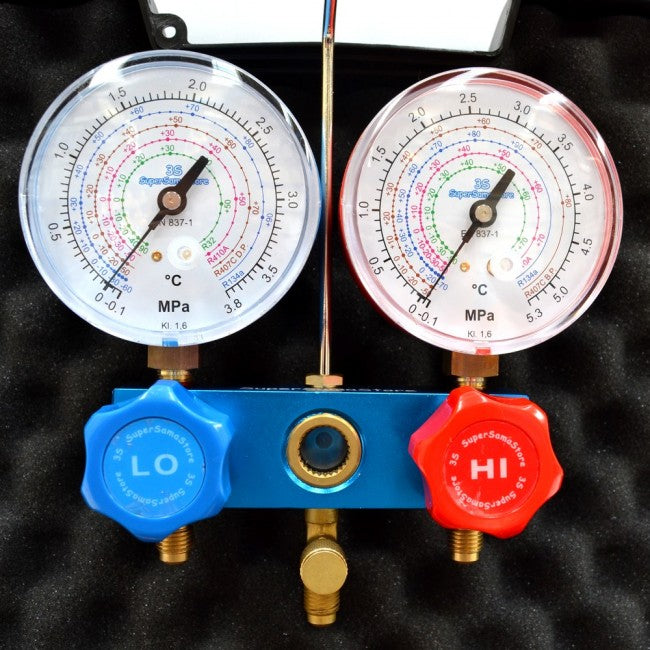 Kit d'équipement pour système de climatisation : outil de serrage, clé dynamométrique, manomètres et pompe R32